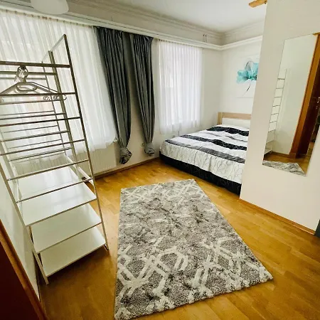 Apartment Amadeus- Amadeus Stadt