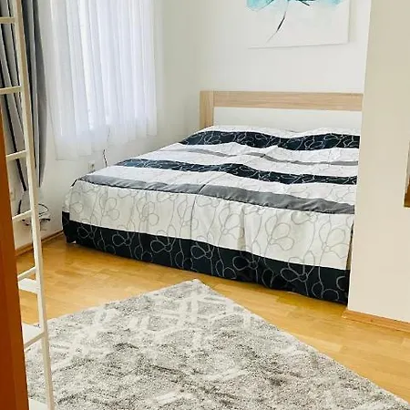 Apartment Amadeus- Amadeus Stadt